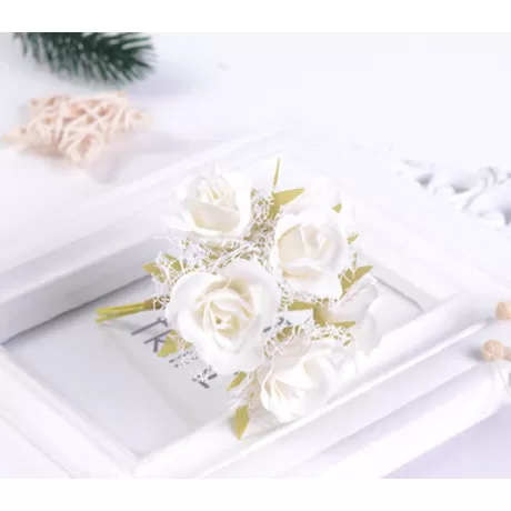 Букетик роз (6 шт) цв.белый