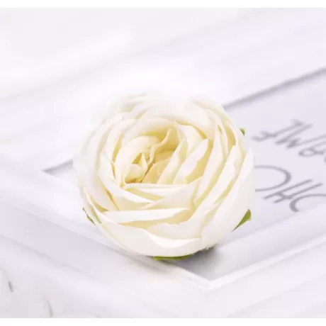 Бутон розы цв.молочный 4 см